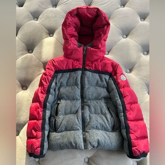 COPY - Moncler kids jacket - Picture 1 of 7